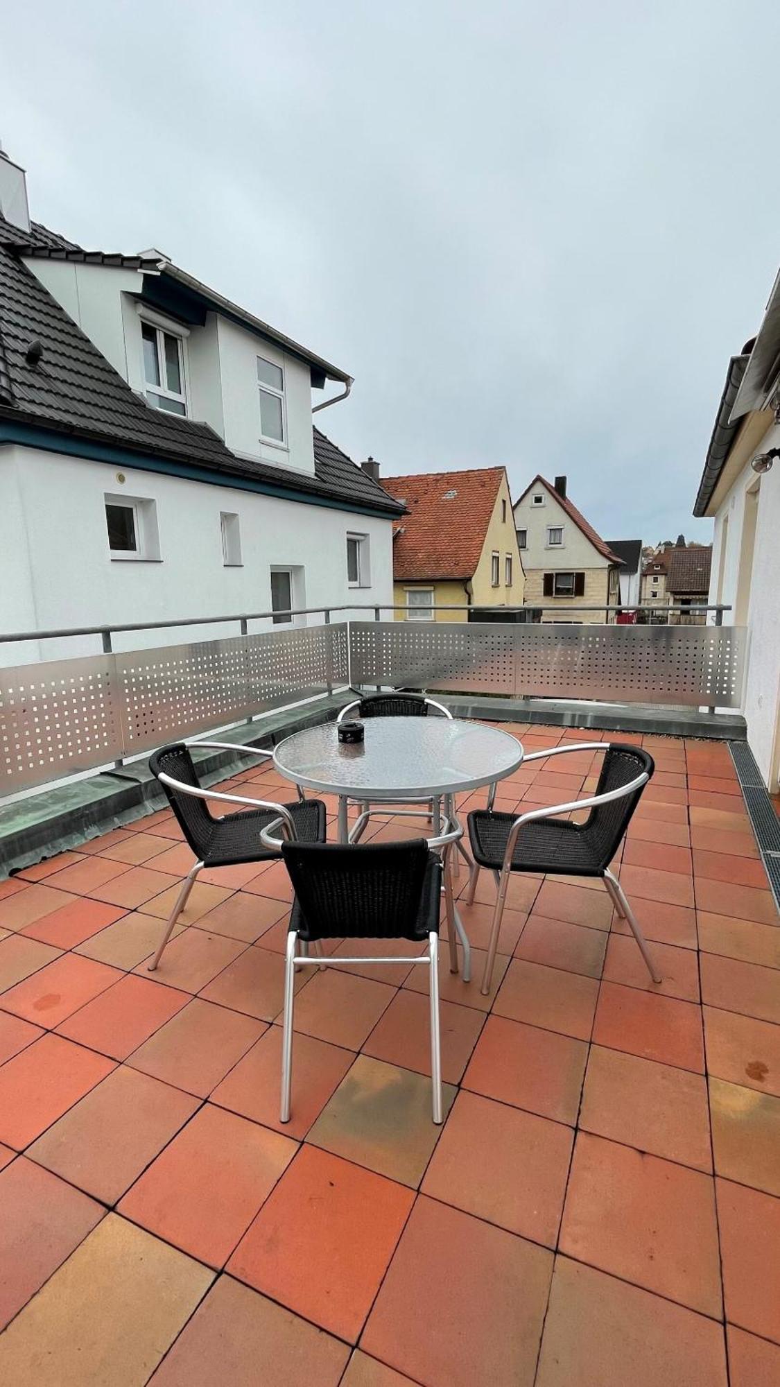 Fewo Reutlingen Heinestrasse Bagian luar foto