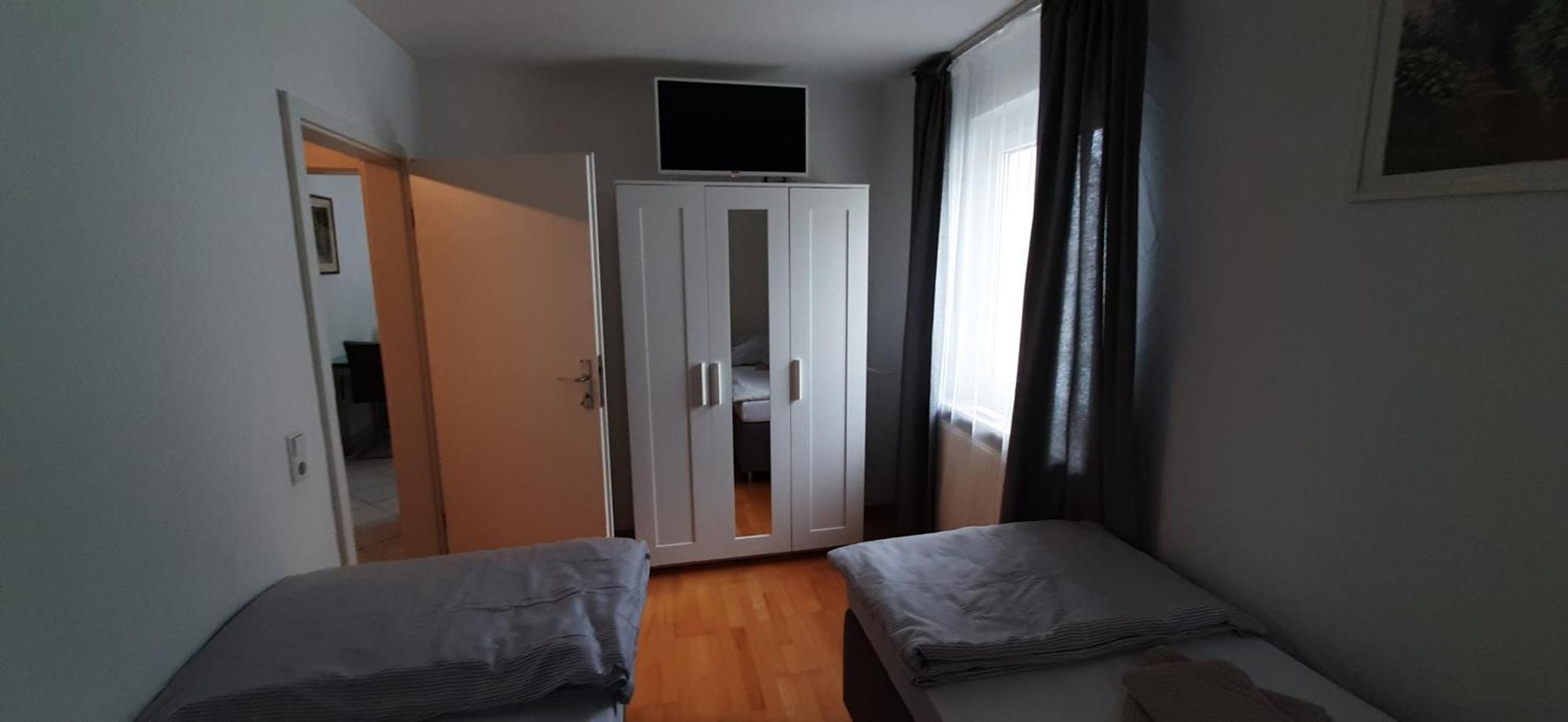 Fewo Reutlingen Heinestrasse Ruang foto